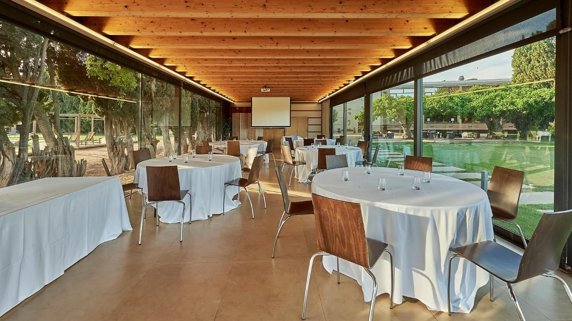 Urh - Hotel Moli Del Mig Torroella De Montgri